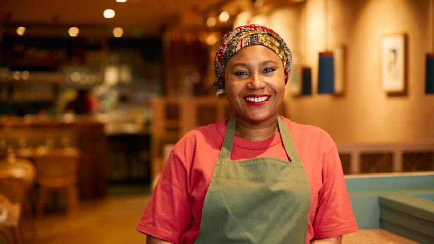 A chef nigeriana Adejoké Bakaré (Foto: Divulgação)