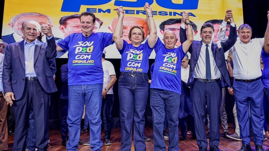 Senador Marcelo Castro (MDB-PI), o presidente do PSB, Gilberto Kassab, a senadora Jussara Lima (PSD-PI), o deputado federal Júlico César (PSD-PI), o governador Rafael Fonteles (PT) e o ministro Wellington Dias (PT), durante encontro estadual do PSD em Teresina (Foto: Divulgação)