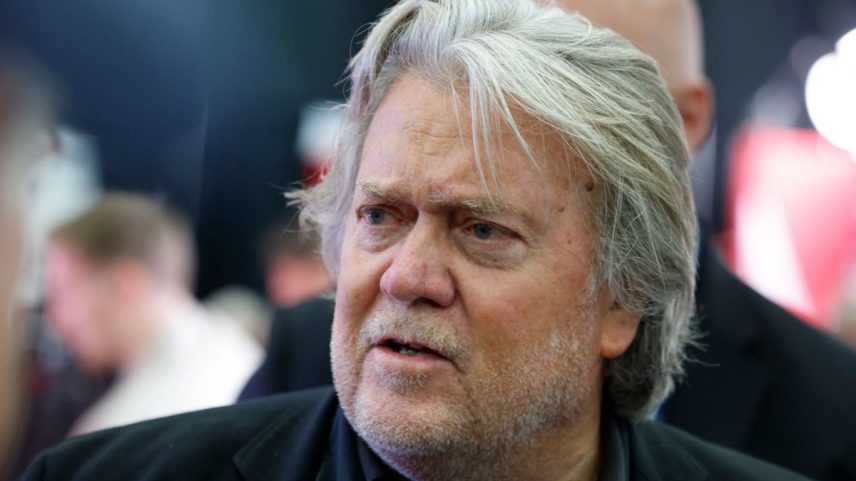 Steve Bannon, ex-estrategista de Trump (Foto: JEFF KOWALSKY / AFP)