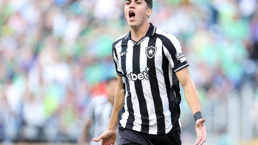 Jair marcou o primeiro gol do Botafogo na Copa do Mundo de Clubes (Foto: Vitor Silva/Botafogo)