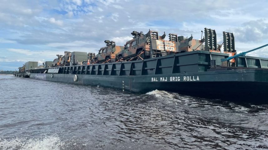 Transporte de blindados Guaicurus para o 18º Regimento, em Boa Vista, em Roraima: Exército havia reforçado sua presença na região em razão da ameaça da Venezuela (Foto: Exército Brasileiro)