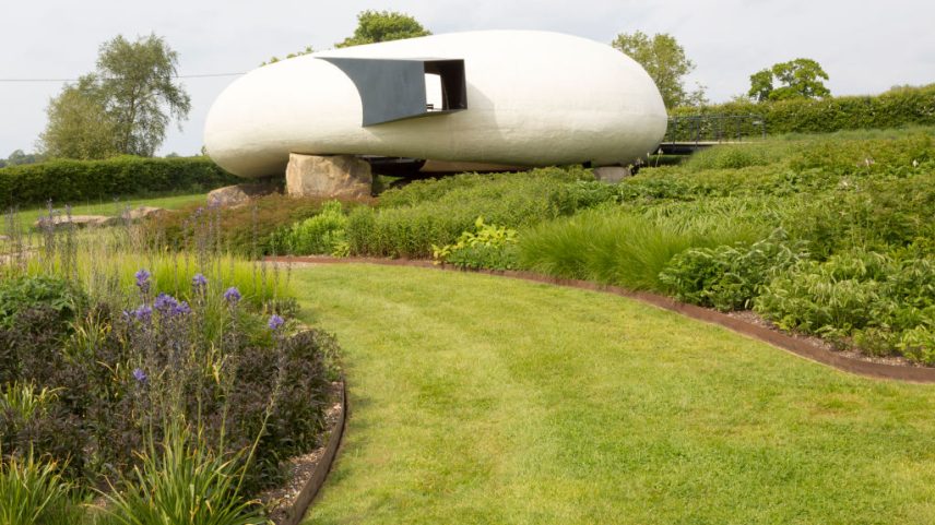 Galeria de arte Hauser and Wirth, restaurante e jardim, Durslade Farm, Bruton, Somerset, Inglaterra, jardins projetados por Piet Oudolf. (Foto: Universal Images Group via Getty)