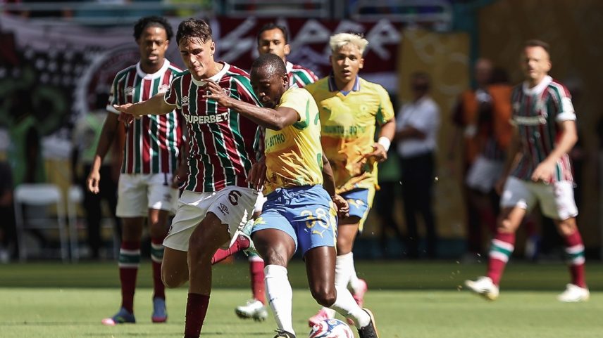 Facundo Bernal voltou antes do previsto após lesão no adutor da coxa esquerda (Foto: LUCAS MERÇON / FLUMINENSE F.C.)