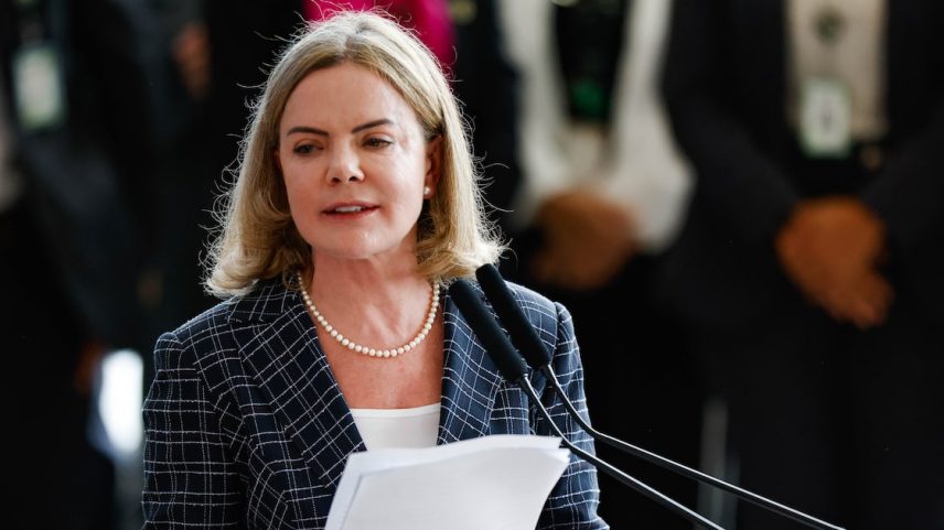 Ministra de Relações Institucionais, Gleisi Hoffmann (Foto: WILTON JUNIOR/ESTADÃO)