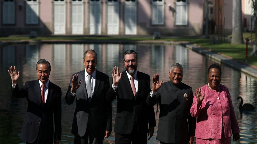 O Brics é formado por 11 países membros e atua em prol da articulação político-diplomática do Sul Global (Foto: Ricardo Moraes/Reuters)