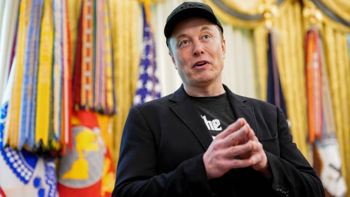 Elon Musk fala durante um evento de imprensa com o presidente dos EUA, Donald Trump (não retratado), na Casa Branca em Washington, D.C., EUA, em 30 de maio de 2025. (Foto: Nathan Howard | Reuters)
