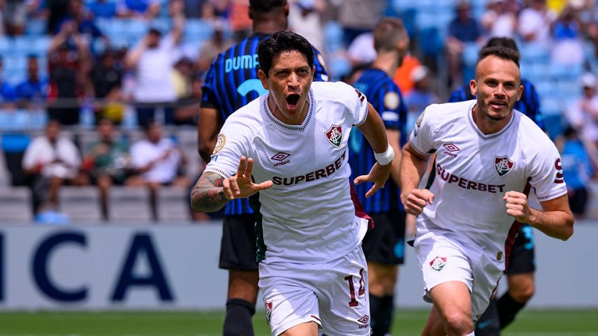 Germán Cano, do Fluminense, comemorando o gol contra a Inter de Milão (Foto: Marcio Machado/Eurasia Sport Images/Getty Images)