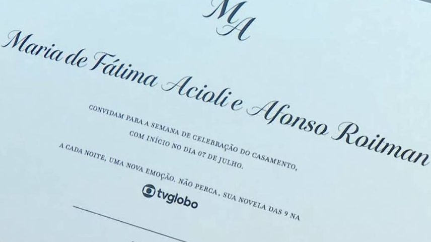 Convite do casamento de Maria de Fátima e Afonso é distribuído por São Paulo (Foto: Globo)