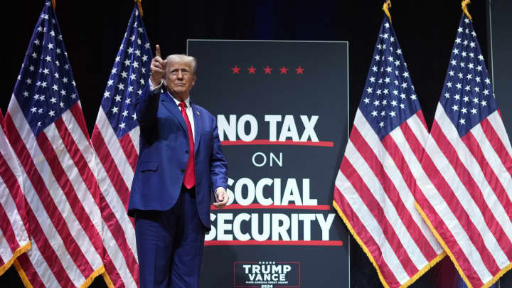 Donald Trump, ex-presidente e candidato republicano à presidência, fala em um comício em Asheville, Carolina do Norte, na quarta-feira, 14 de agosto de 2024. (Foto: Matt Rourke | AP)