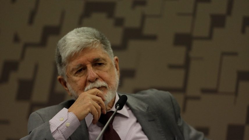 Assessor da Presidência Celso Amorim em audiência no Senado (Foto: Cristiano Mariz)