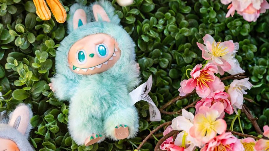 Labubu: boneca 'feia' fez lucro de empresa chinesa crescer 204% em 2024 (Foto: MediaNews Group/Orange County Register via Getty Images)