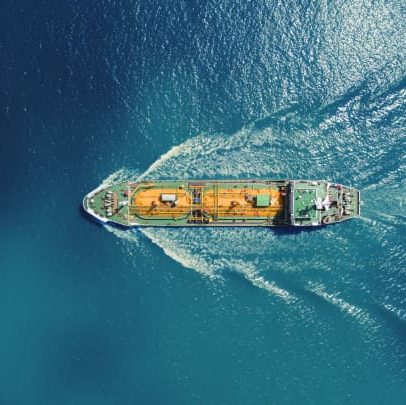 UE reduz teto de preço para petróleo russo com novo pacote de sanções
