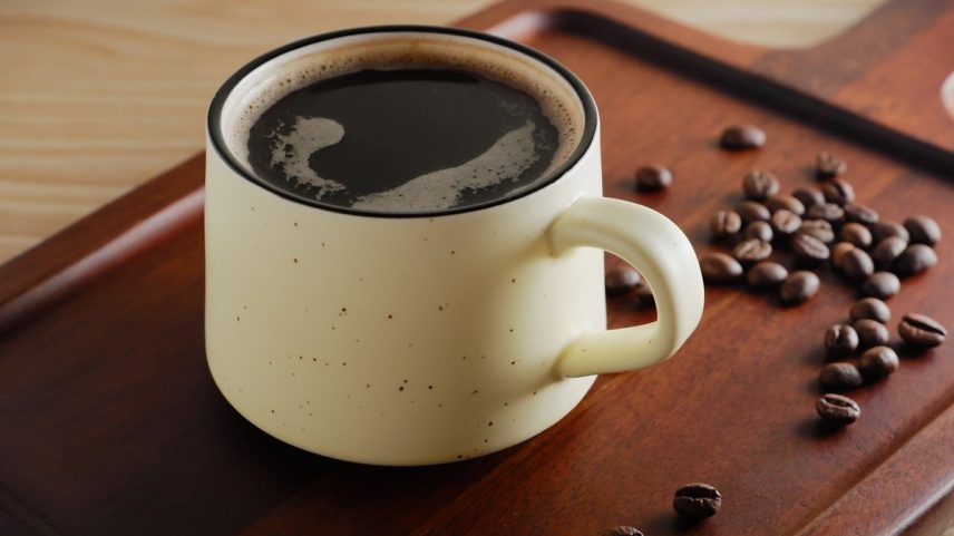 Café altera a forma como o cérebro processa sinais (Foto: Unsplash)