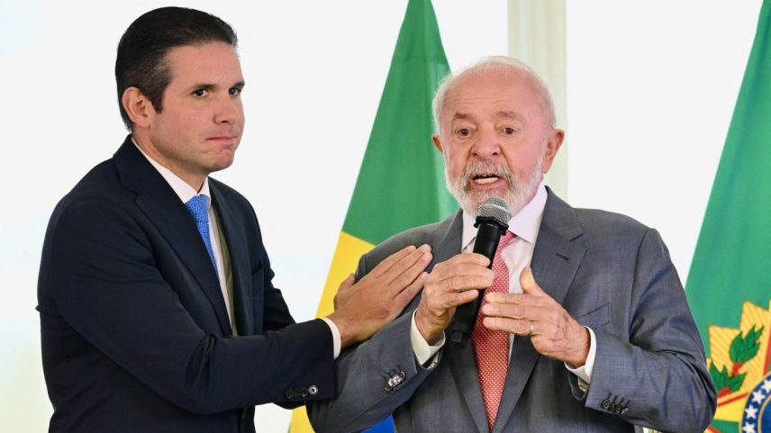 Presidente da Câmara, Hugo Motta, e o presidente Lula - 03/02/2025 (Foto: EVARISTO SA/AFP)