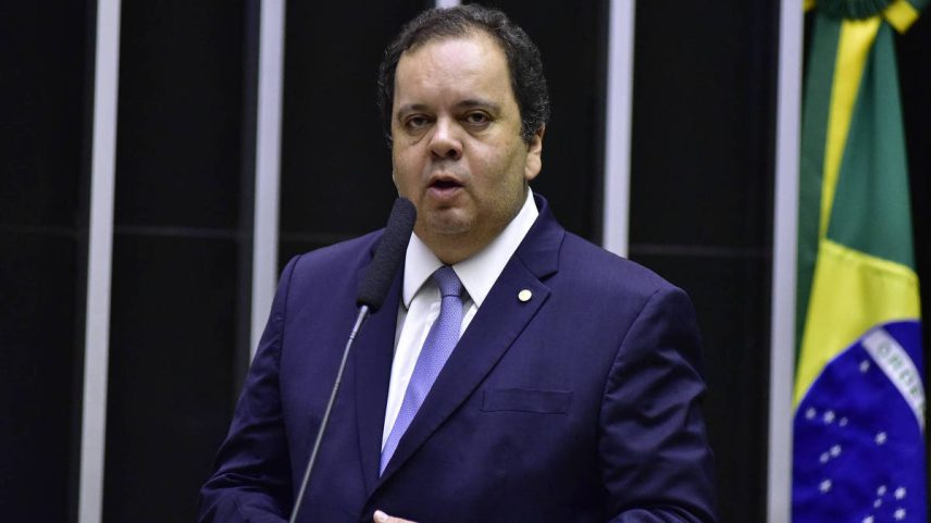 Líder da União Brasil, Elmar Nascimento (BA) (Foto: Zeca Ribeiro - 5.set.2023/Câmara dos Deputados)