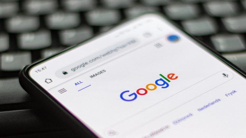 86% dos brasileiros pesquisam no Google antes de decidir onde pedir comida, diz pesquisa da Opinion Box (Foto: NurPhoto/Getty Images)