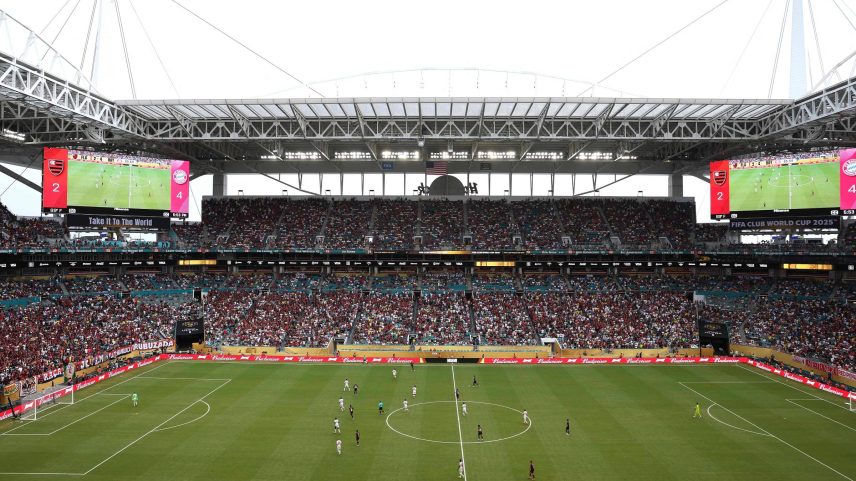 Partida entre Flamengo e Bayern de Munique no Hard Rock Stadium, em Miami (Foto: Francois Nel - 29.jun.2025/Getty Images via AFP)