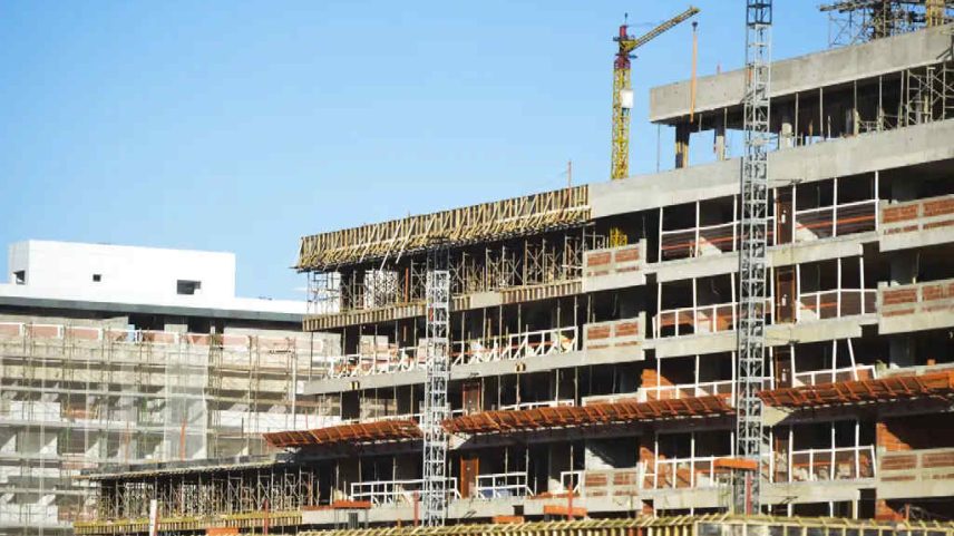 Prédio em construção em Brasília (Foto: Marcello Casal Jr/Agência Brasil/VEJA.com)
