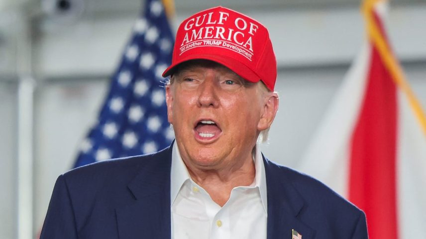 Donald Trump, na Flórida, Estados Unidos, em 1 de julho de 2025. (Foto: Evelyn Hockstein/REUTERS)