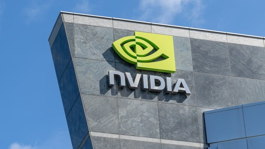 CEOs divergem sobre impactos dos avanços das IAs (Foto: JHVEPhoto/Adobe Stock)
