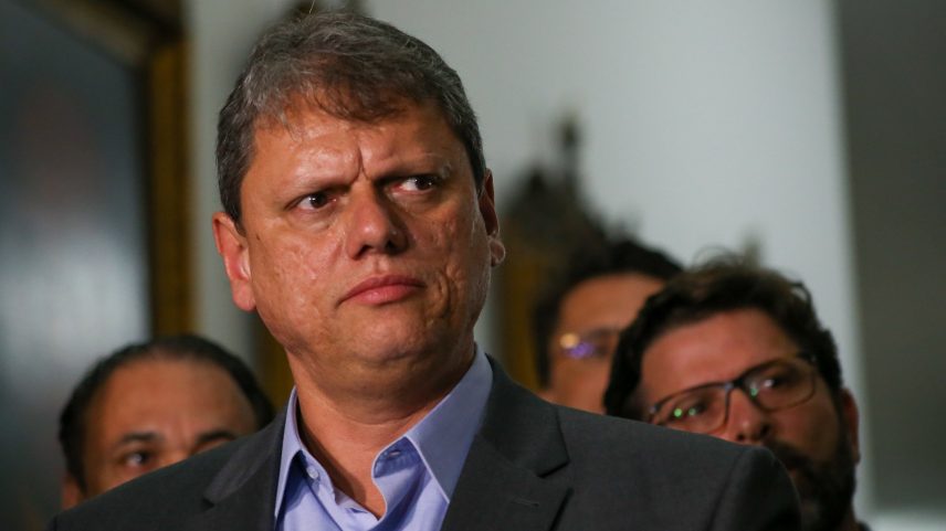 Dois PMs são presos após morte de homem em Paraisópolis após análise de câmeras corporais (Foto: Reprodução)