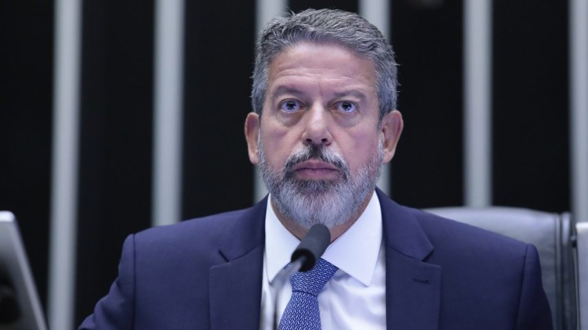 Deputado Arthur Lira é o relator do projeto de IR na Câmara (Foto: Mário Agra/Câmara dos Deputados/Divulgação)
