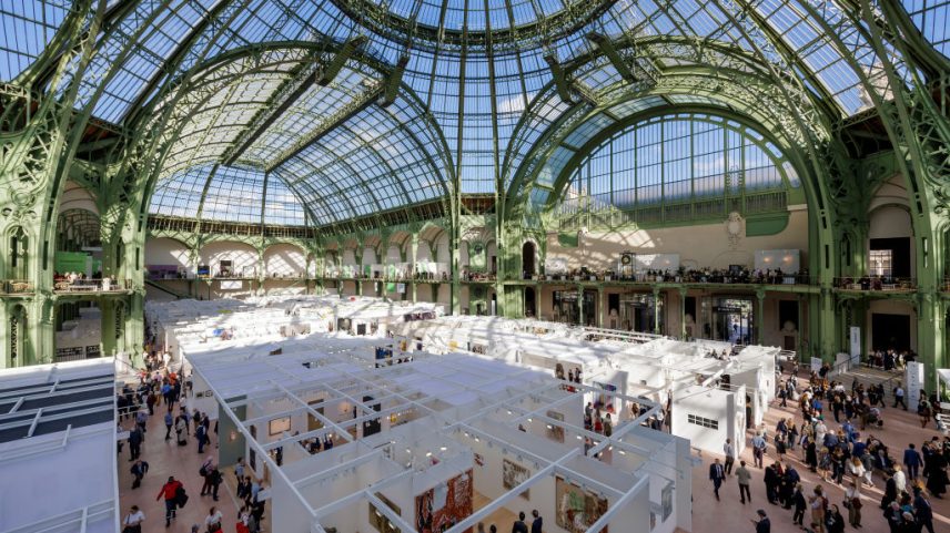 Vista do Grand Palais durante a Art Basel Paris, França, 2024. (Foto: Luc Castel/Getty Images)