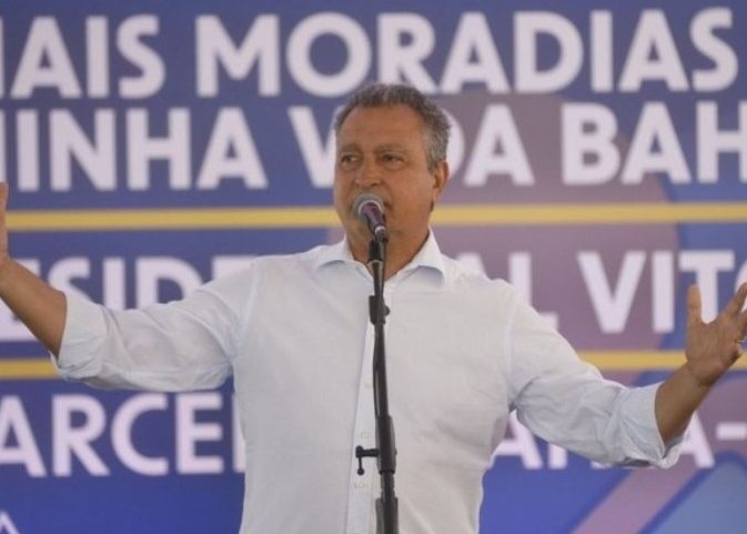Rui Costa em evento em Salvador comenta sobre taxação dos EUA (Foto: Divulgação/Casa Civil)