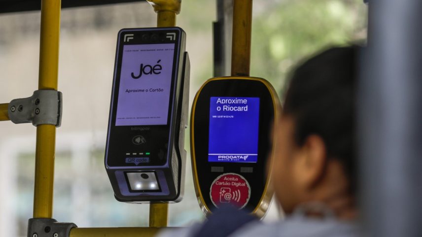 A partir de sábado, 2 de agosto, Jaé substitui definitivamente o Riocard nos modais municipais do Rio — Foto: Gabriel de Paiva / Agência O Globo / 09-07-2025