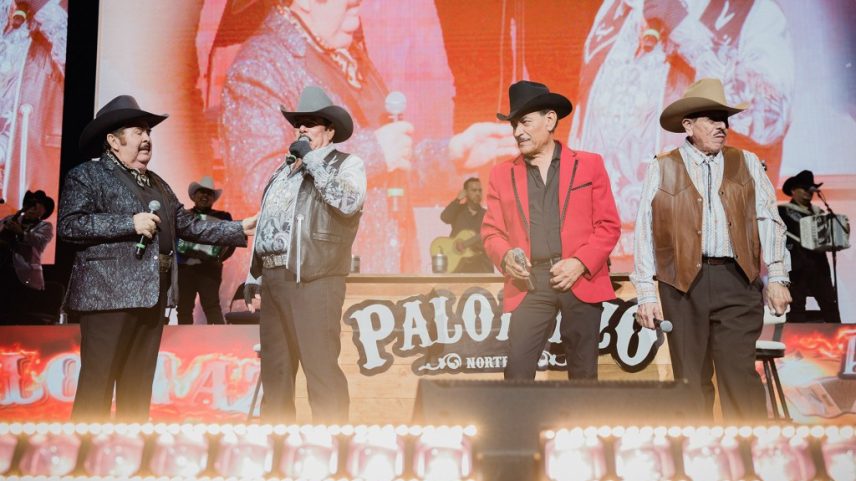 Como o El Palomazo Tour, com Eliseo Robles, Lalo Mora, Raul Hernández e Rosendo Cantú, deu a essas lendas do norte uma nova base de fãs. (Foto: Reprodução)