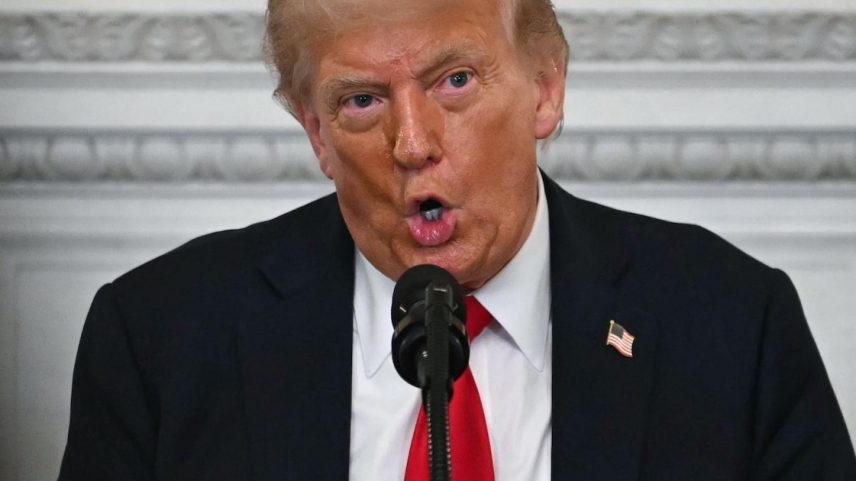 Trump ameaçou a Rússia com novas sanções nesta segunda-feira, 14. (Foto: Andrew Caballero-Reynolds/AFP)
