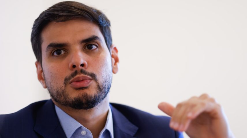 Igor Calvet, presidente da Anfavea, na sede da associação, em Brasília (Foto: WILTON JUNIOR)