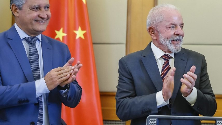 Rui Costa e Lula em Pequim (Foto: Ricardo Stuckert / Presidência da República)