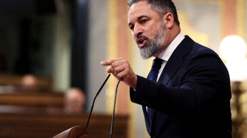 O líder de Vox, Santiago Abascal, intervém nesta quarta-feira no plenário do Congresso dos Deputados. (Foto: Violeta Santos Moura/REUTERS)
