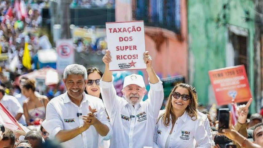 Lula adere a campanha do PT que pede a taxação dos "super-ricos" em postura interpretada como um confronto a parte do Congresso Nacional. (Foto: Ricardo Stuckert --04.jul.25/Presidência da República)
