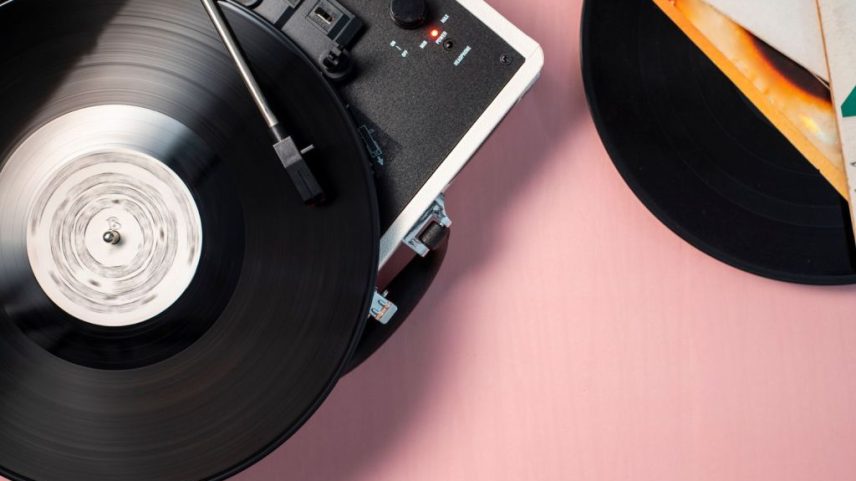 Melhorias nas ofertas de toca-discos para o Amazon Prime Day 2025, incluindo Victrola, Fluance e mais: Aqui está como encontrar, comprar e adquirir online. (Foto: Reprodução)