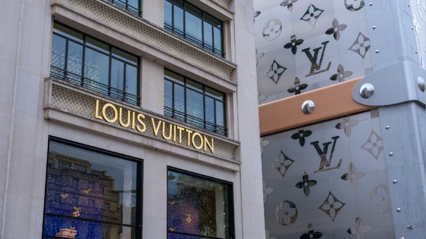 Louis Vuitton investe US$ 800 milhões e amplia presença na aviação de negócios (Foto: Edward Berthelot/Getty Images)