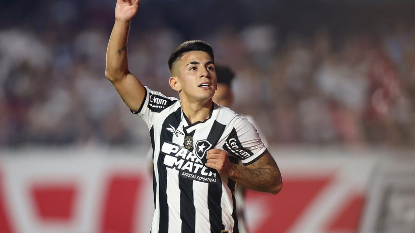 Thiago Almada foi a contratação mais cara da história do futebol brasileiro (Foto: Vitor Silva/Botafogo)