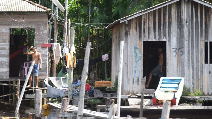 Palafita em Oeiras do Pará. Cidade foi uma das mais negligenciadas pelo Congresso na distribuição de emendas (Foto: Cristivam Alves/Acervo pessoal)