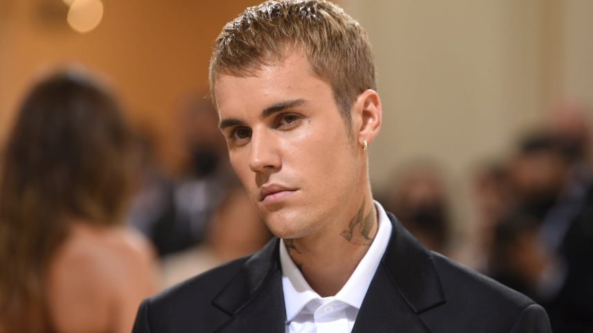 Justin Bieber, na gala do Museu Metropolitano de Nova York, em setembro de 2021. (Foto: Evan Agostini/Invision)