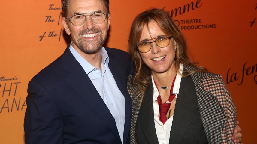 Tim Daly e Tea Leoni, em um estreia teatral em dezembro de 2023 em Nova York. (Foto: Bruce Glikas/Getty Images)