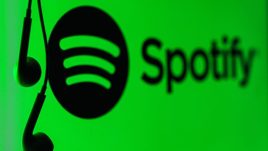 Spotify: empresa aposta em audiobooks e playlists personalizadas para conquistar novos ouvintes. (Foto: Dilara Irem Sancar/Anadolu /Getty Images)
