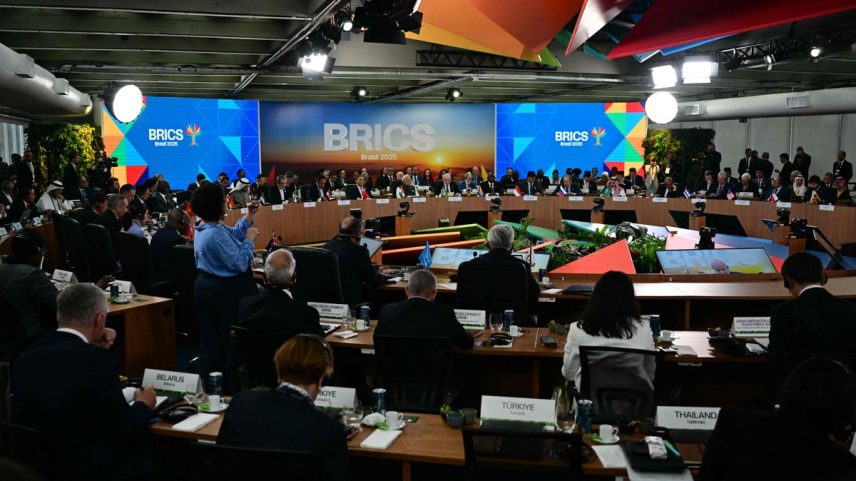 Plenária da reunião de cúpula do Brics, no Rio de Janeiro (Foto: Pablo PORCIUNCULA / AFP)