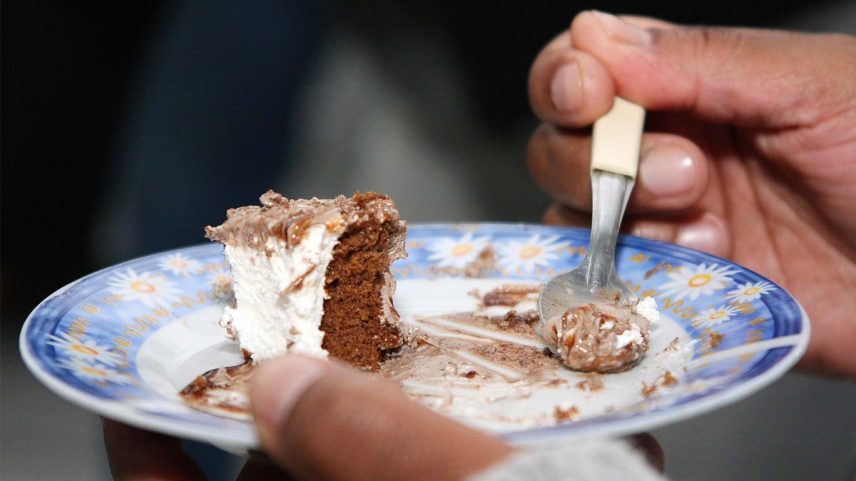 O frio apertou e você ficou com vontade de comer um docinho? Entenda por que isso acontece — Foto: USP Imagens
