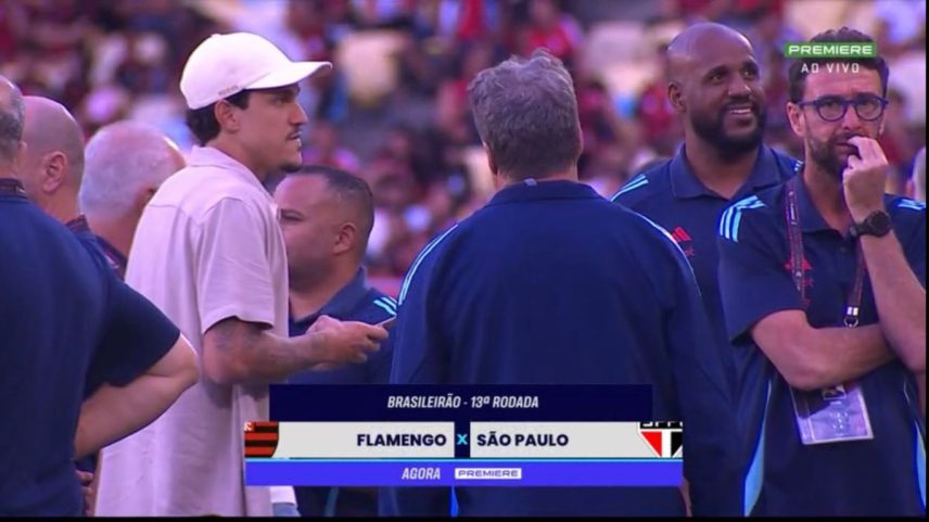 Fora da relação, Pedro assistiu ao aquecimento do Flamengo para a partida contra o São Paulo no gramado do Maracanã (Foto: Reprodução / Premiere)