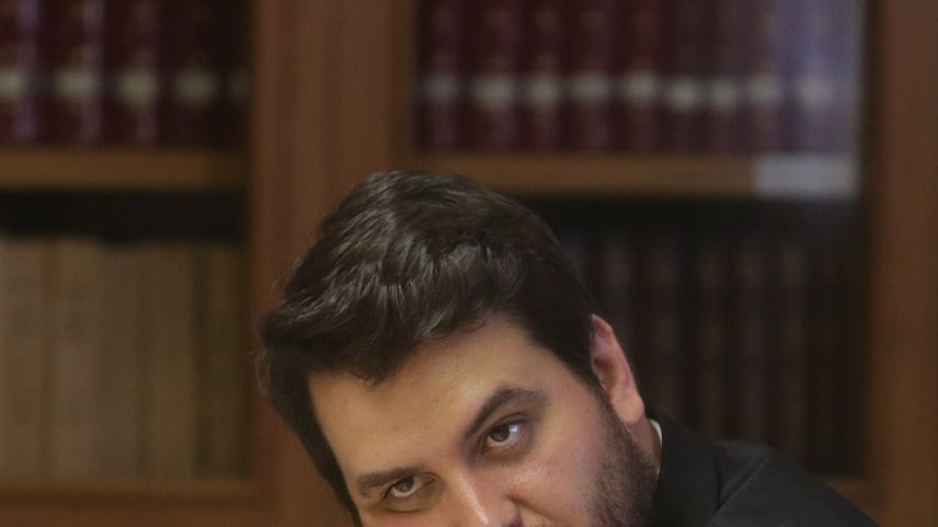 O ex-assessor de assuntos internacionais da Presidência Filipe Martins é acusado de integrar o núcleo 2 da trama golpista. (Foto: NILTON FUKUDA / ESTADÃO - 10/10/2019)