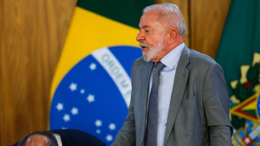 O presidente Luiz Inácio Lula da Silva durante solenidade no Planalto (Foto: Wilton Junior / Estadão)