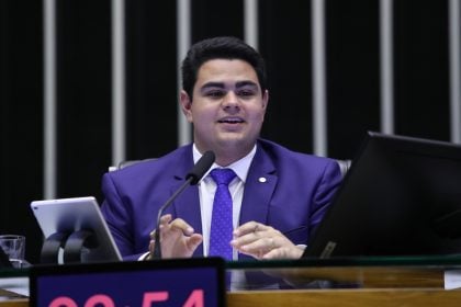 Discussão e votação de propostas. Dep. Icaro de Valmir (PL-SE) (Foto: Mario Agra / Câmara dos Deputados)