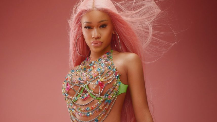 Saweetie O verão está em pleno efeito com seu novo EP 'Hella Pressure' lançado na sexta-feira (1º de agosto) pela Warner Records. (Foto: Reprodução)