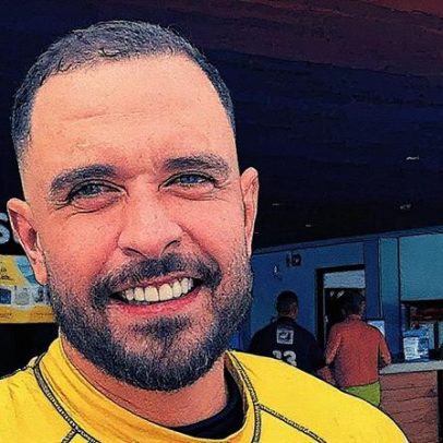 Diogo Nogueira interrompe show após briga de torcedores durante partida de futebol